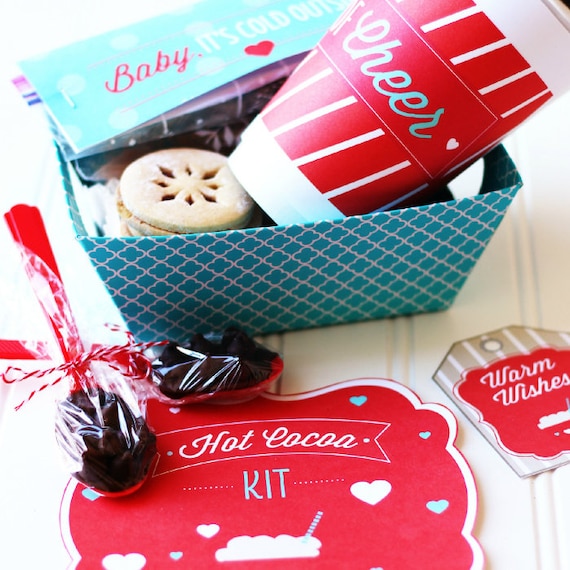 Easy Neighbor Gifts under $5 with Free Festive Gift Tags - Design Dazzle