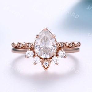 Teardrop Moissanite Engagement Ring Set Pear Moissanite Bridal Ring Set Unique Diamond Wedding Band 14k Rose Gold Women Ring Gift for Her