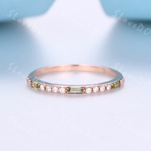 Peridot Ring,Peridot Diamond Band,August Birthstone Ring,14K Solid Gold Stacking Ring,Baguette Tiny Peridot Ring,Mother&#39;s Ring,Green Gems