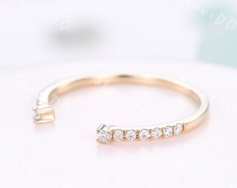 Anillo de oro de 14 quilates con diamantes y abertura abierta: alianza apilable para bodas