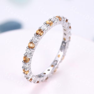 Anillo de bodas de diamante citrino minimalista, banda de eternidad, banda de moissanita citrino, anillo de compromiso de citrino amarillo, regalo de anillo de oro blanco de 14 k para mujer