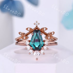 Vintage Coffin Alexandrite Engagement Ring Set,June Ring,Unique Leaf Moissanite Diamond Curved Wedding Band Bridal Ring Gift For Her,Custom