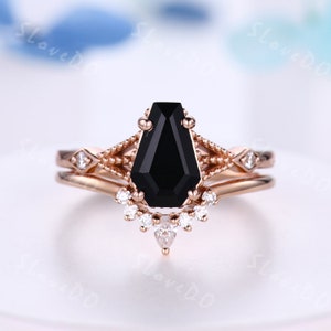 Art Deco Coffin Cut Black Onyx Engagement Ring Set,Unique Rose gold Cluster diamond Ring,Black Gemstone Wedding Ring set,Bridal Promise Gift