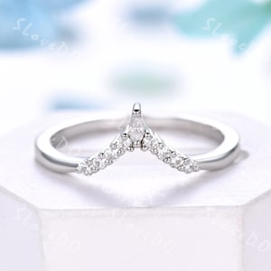 Unique V Curved Diamond Wedding Band, Solid White Gold Stackable Ring,Minimalist Matching Band,Natural Diamond Promise Ring,Anniversary Gift