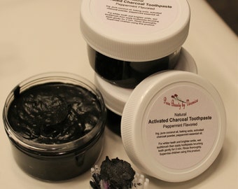 Natural Activated Charcoal Whitening Toothpaste (Peppermint Flavored)