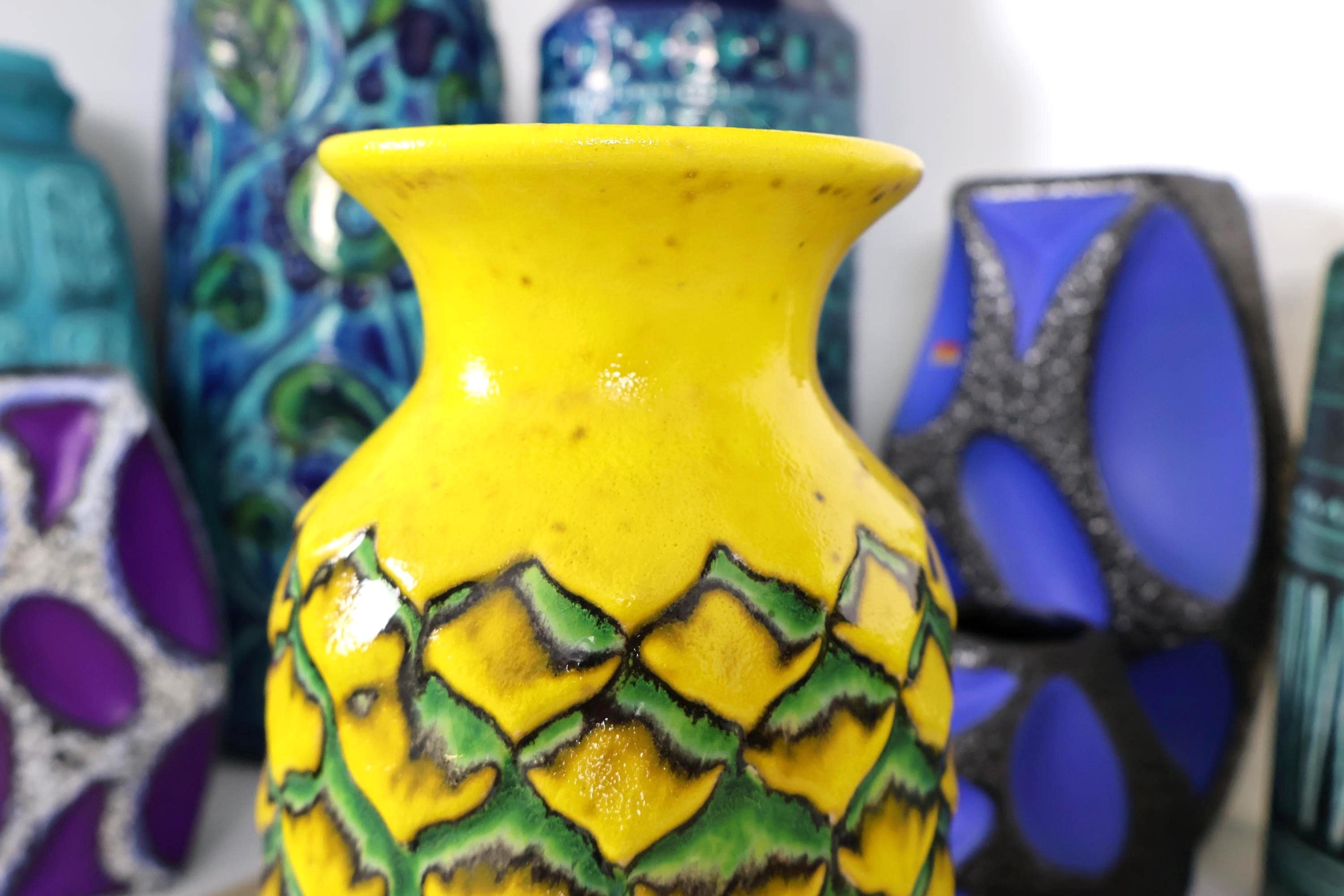 1960年代のヴィンテージ花瓶、西ドイツの溶岩陶器、ラウンジ