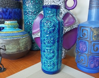 A vintage 1960s Bay Keramik vase, West German pottery, fat lava for the lounge dining or kitchen, abstract mid century design, Bitossi style