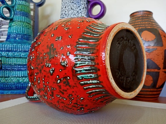 アート・デザイン・音楽 Fat Lava: West German Ceramics Fat Lava: West German Ceramics of the 1960s-70s | Mark Hill