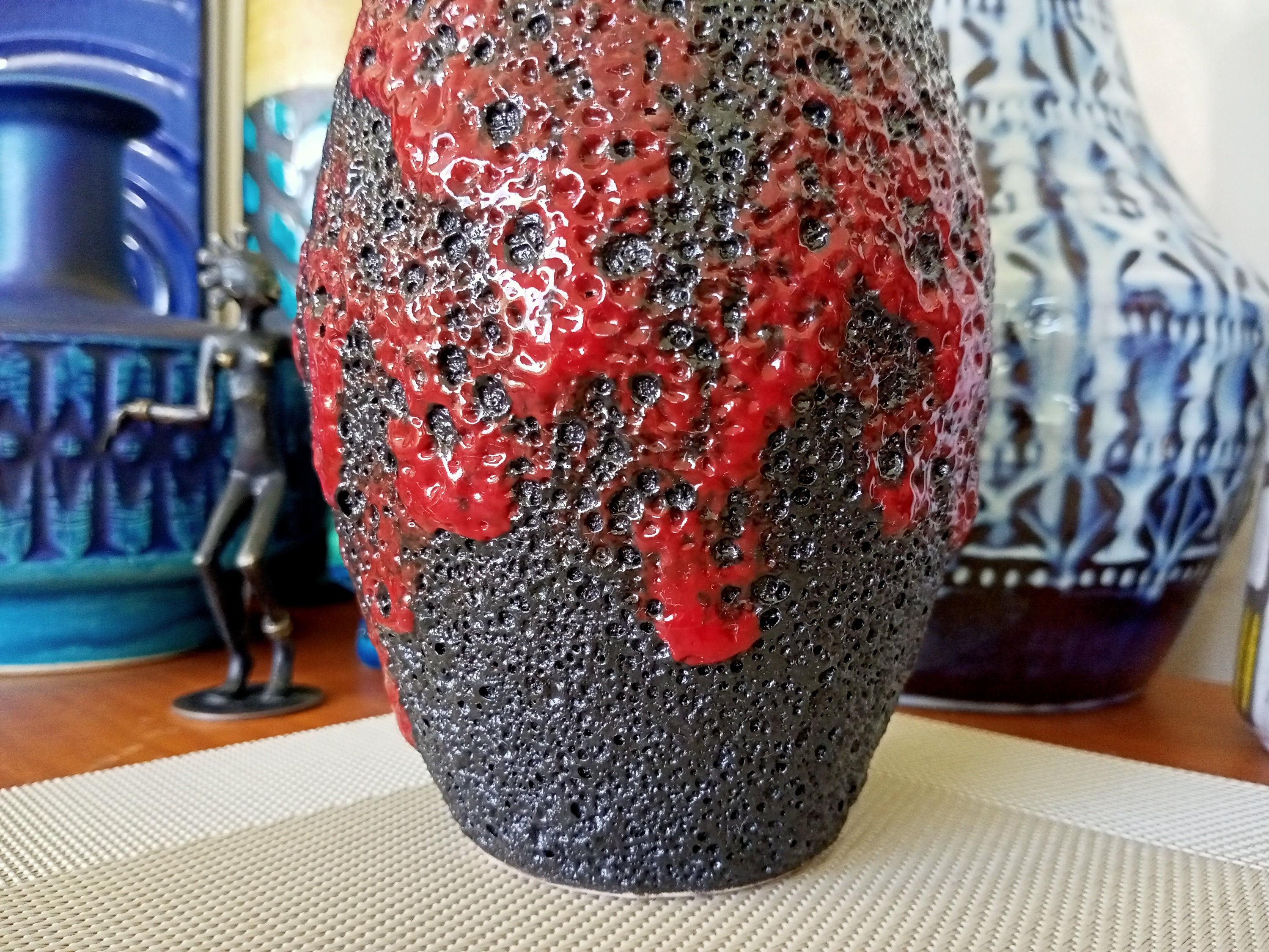 1960年代のヴィンテージ赤い陶器の花瓶、西ドイツ製ファットラバ陶器