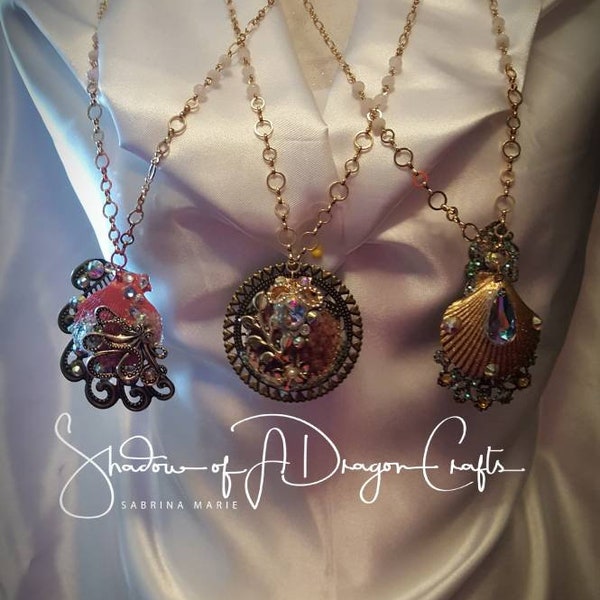 Mermaid chain necklace, seashell charm, mermaid statement piece, fantasy jewelry, pendant