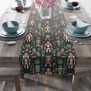 Nutcracker Christmas Table Runner, Traditional Christmas Decor, Vintage Red & Green Holiday Decoration, Retro Christmas Design Home Accent