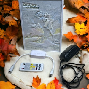 Back to the Future: 3D Printed Lithophane Movie Poster Light Box with Remote Control