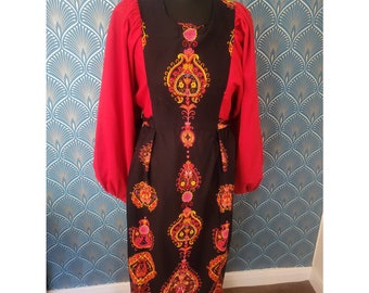 Paisley maxi dress true vintage 1970s red orange and pink