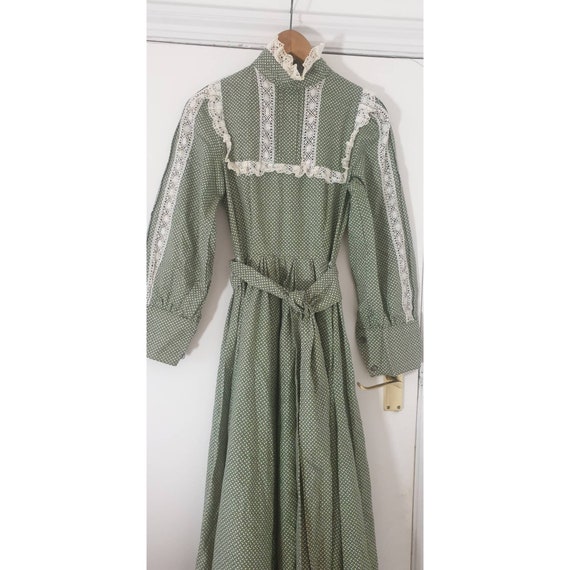 Maxi dress Vintage Laura Ashley Made in Wales Whit