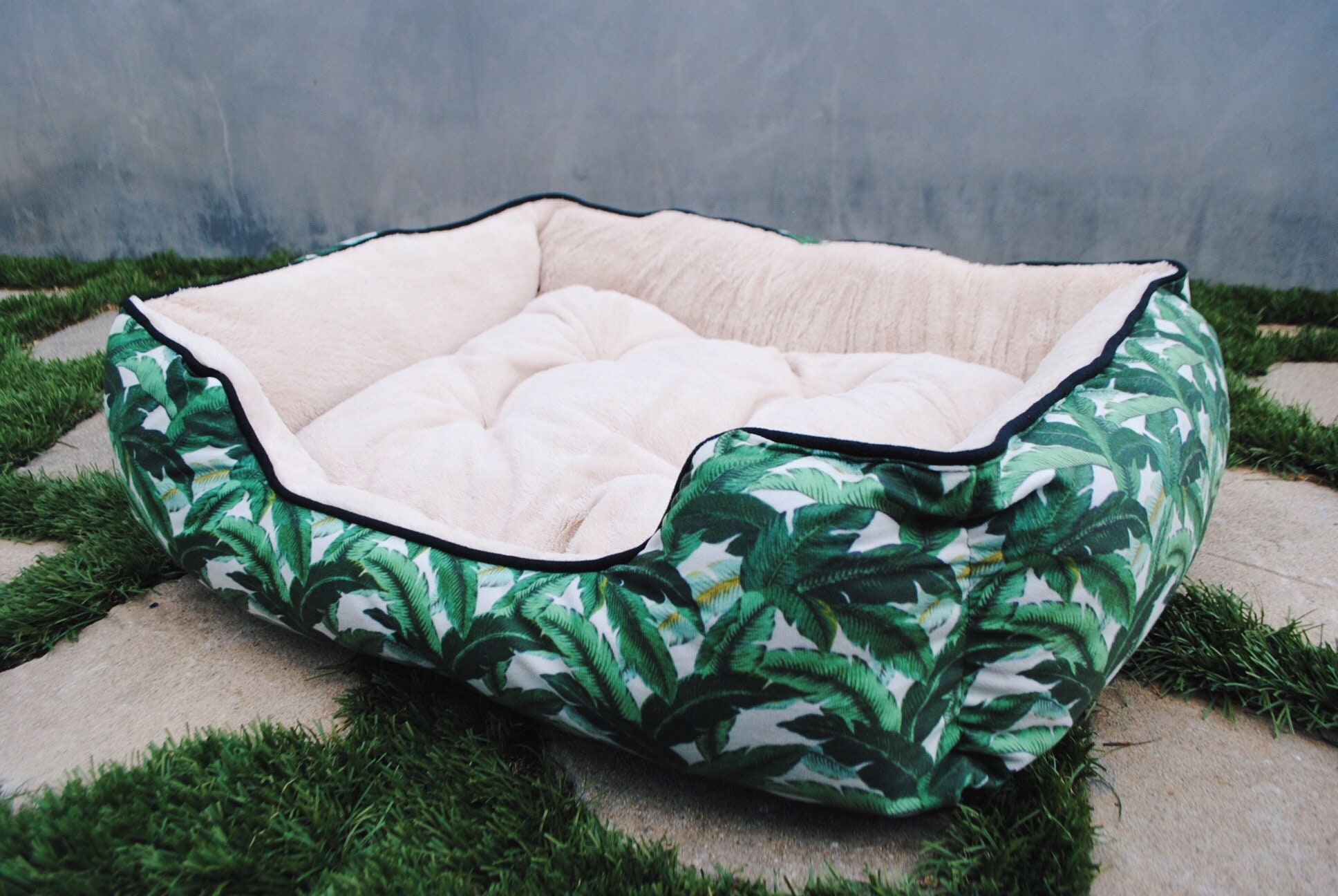 Banana Leaf Dog Bed / Dog Crate Bed / Puppy Bed / Dog Bed Etsy