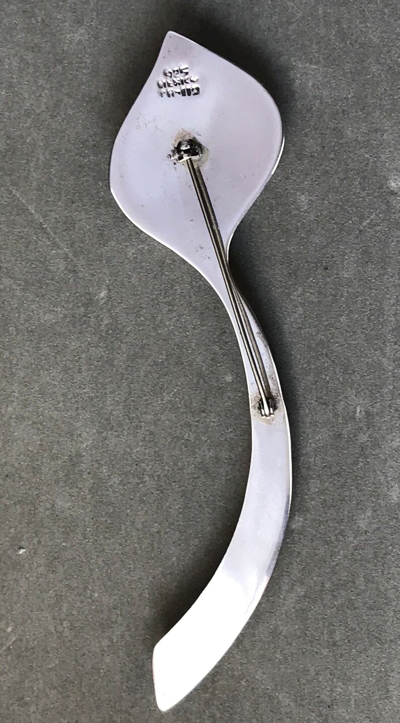Unique vintage sterling silver Taxco flower shape modernist large pin