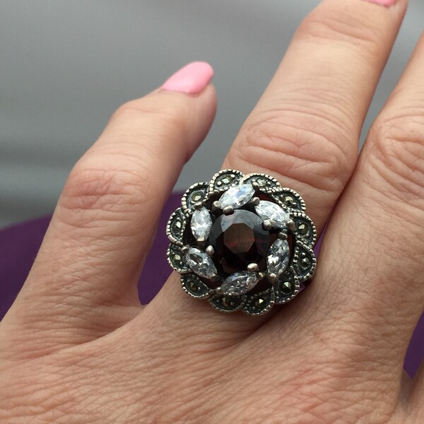 Large vintage sterling silver cocktail dinner ring garnet rhinestone ring