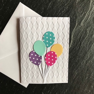 Tarjeta de cumpleaños para niña con globos, tarjetas con relieve, tarjeta de felicitación hecha a mano para niños, para hija, para nieta, para ahijada.