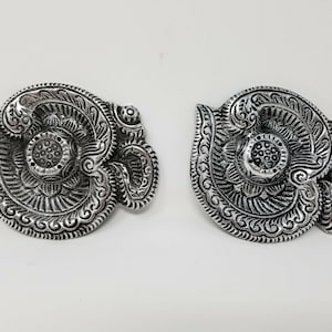 Om Symbol Floral Engraved Silver 5&quot; Stick Cone Incense Burner Ash Catcher 2 pcs