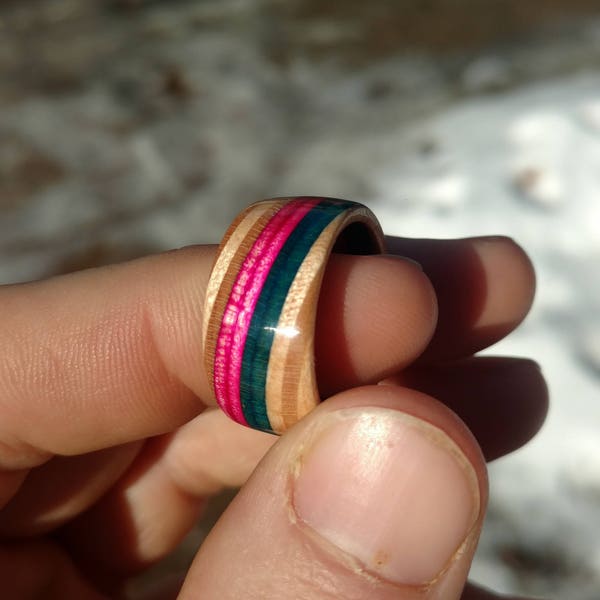 9 Recycled Skateboard Ring with Swirl