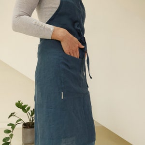 Linen Bib Apron. Full linen apron. Stonewashed linen apron for cooking, gardening. Full linen apron for women and man