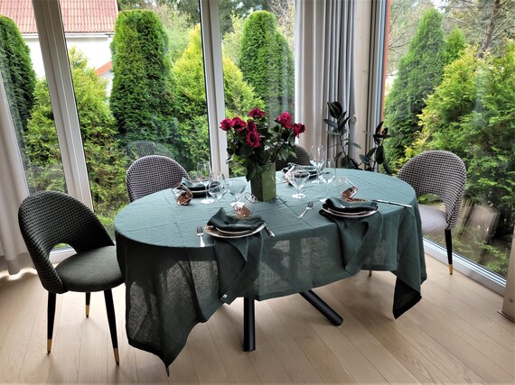 küchen kommode ikea Must-haves für die Landhausküche: Kassettentüren wie #BODBYN in cremigem Weiß, verspielte Griffe und Vitrinenschränke für den Buffet-Look. #meinIKEA #IKEAKüche #BODBYN #METOD Decken - Musslindecke -