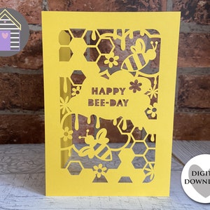 Tarjeta SVG Happy Bee-Day - Tarjeta de cumpleaños para amantes de las abejas - Archivo de corte digital - Archivo EPS - PNG - Dxf - Tarjeta de felicitación - Crea tu propia tarjeta