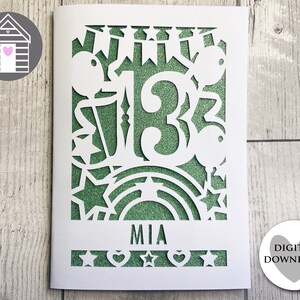 Tarjeta SVG de feliz cumpleaños número 13 / Archivo de corte digital - Archivo EPS - PNG - Dxf - Pdf / Cree su propia tarjeta de papel recortado y personalícela con Cricut / Adolescente