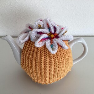 Kleiner Apricot Teewärmer Blumen / 2 Tassenwärmer