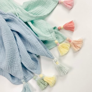 TUTTiFRUTTi Muslin cloths and blankets with colorful tassels, swaddle blanket/cloth, puck cloth, Ökotex, in different sizes and patterns