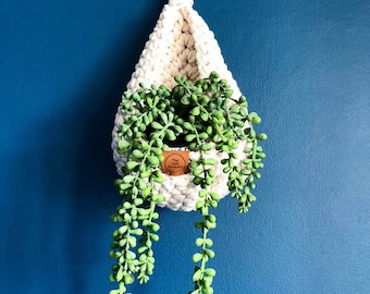 Small Crochet Hanging Basket, Crochet Basket Pattern, Hanging Basket, Teardrop Hanging Basket