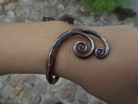 Spiral Copper Bracelet / Best Friend 