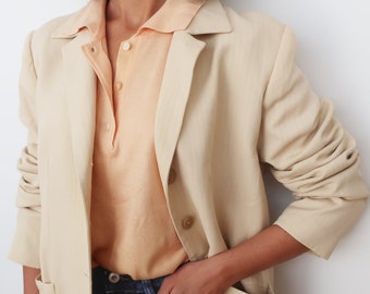 80s style women's blazer