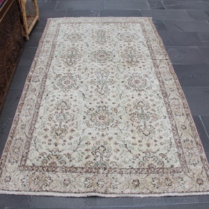 Turkish area rug, Handmade rug, Vintage rug, Oriental rug, Oushak rug, Bohemian rug, Home decor, Livingroom rug, 3.8 Ft X 6.9 Ft  MB14023
