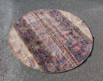 Red area rug, Vintage circle rug, Turkish handmade rug, Natural rug, Wool rug, Patchwork rug, Bohemian rug, Small rug, 3.9 x 3.9 ft MB12163