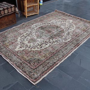 Anatolian rug, Vintage Tukish rug, Handmade rug, Rustic decor rug, 5.6 x 8.7 ft  Aztec rug, Wool rug, Bohemian rug, Kitchen decor,  MB15288