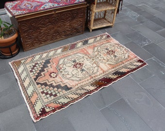 Turkish rug, Vintage rug, Oushak rug, Bohemian rug, 2.9 x 5.1 ft Organic wool rug, Aztec rug, Kitchen rug, Area rug, Carpet, Rug, MB14005