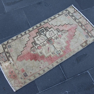tribal rug, turkish rug, organic wool rug, vintage rug, oriental rug, oushak rug,  bohemian rug, small area rug, 1.5 x 3.3 ft MB13459