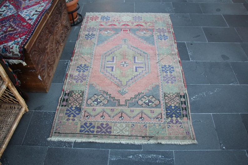 Turkish small rug, Vintage rug, Doormat rug, Bohemian rug, Home decor, Natural rug, Aztec decor, Bathroom rug, 3.5 x 5.8 ft MBZ3443 image 2