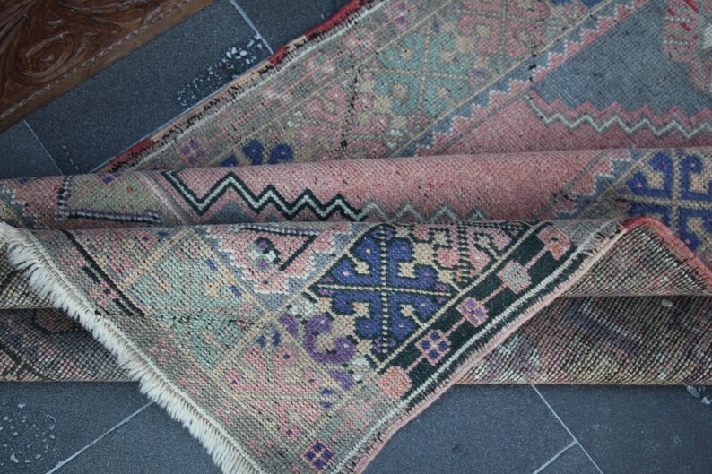 Turkish small rug, Vintage rug, Doormat rug, Bohemian rug, Home decor, Natural rug, Aztec decor, Bathroom rug, 3.5 x 5.8 ft MBZ3443 image 9