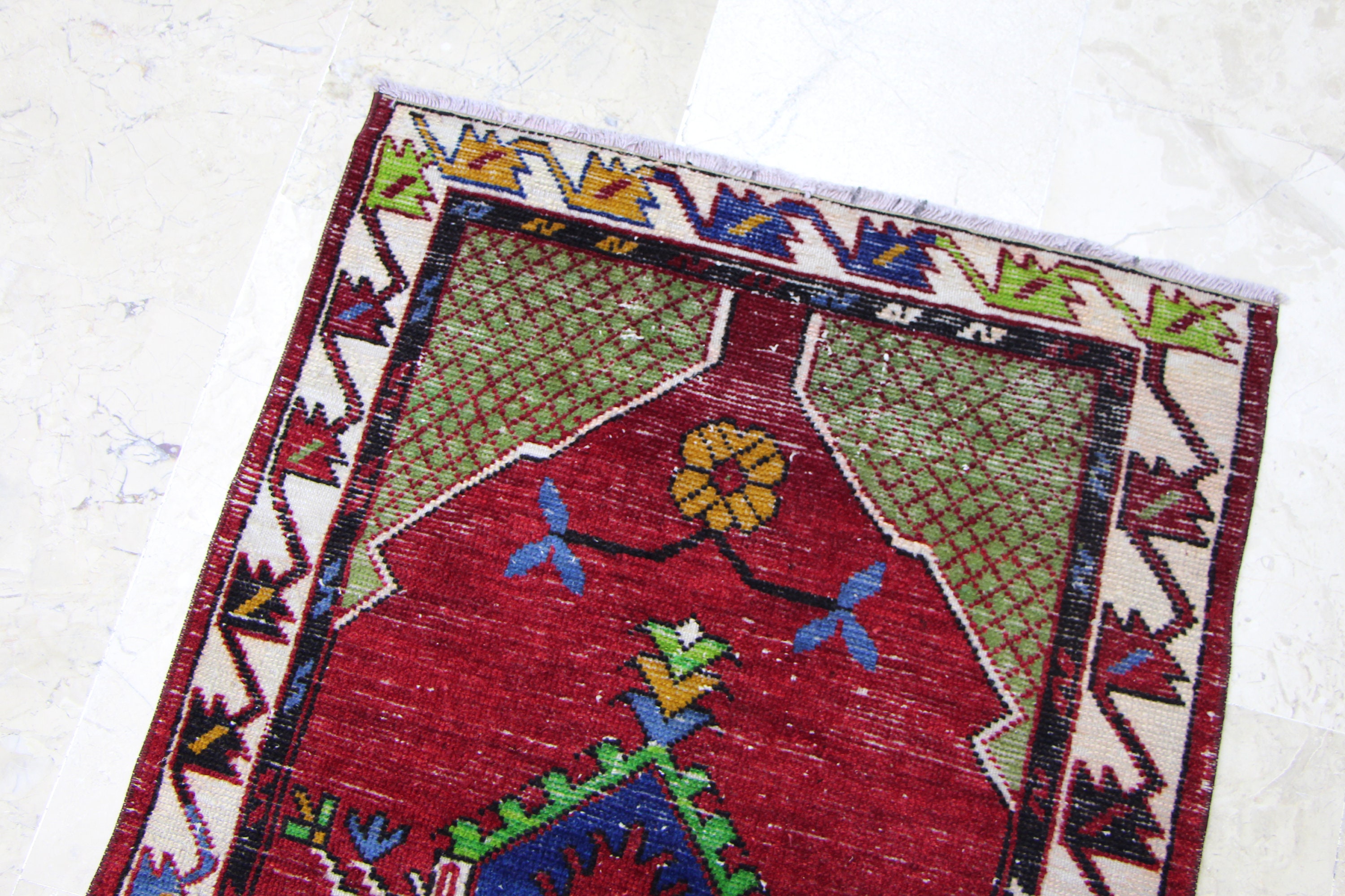 Area Rug Wool Rug Kitchen Rug Free Shipping 2.5 X 5.5 Ft Etsy