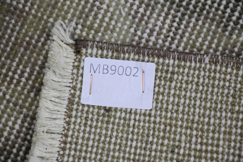 vintage rug 5.6 x 8.9 ft boho rug wool rug handmade rug bedroom rug large area rug beige rug turkish rug MB9002 home decor