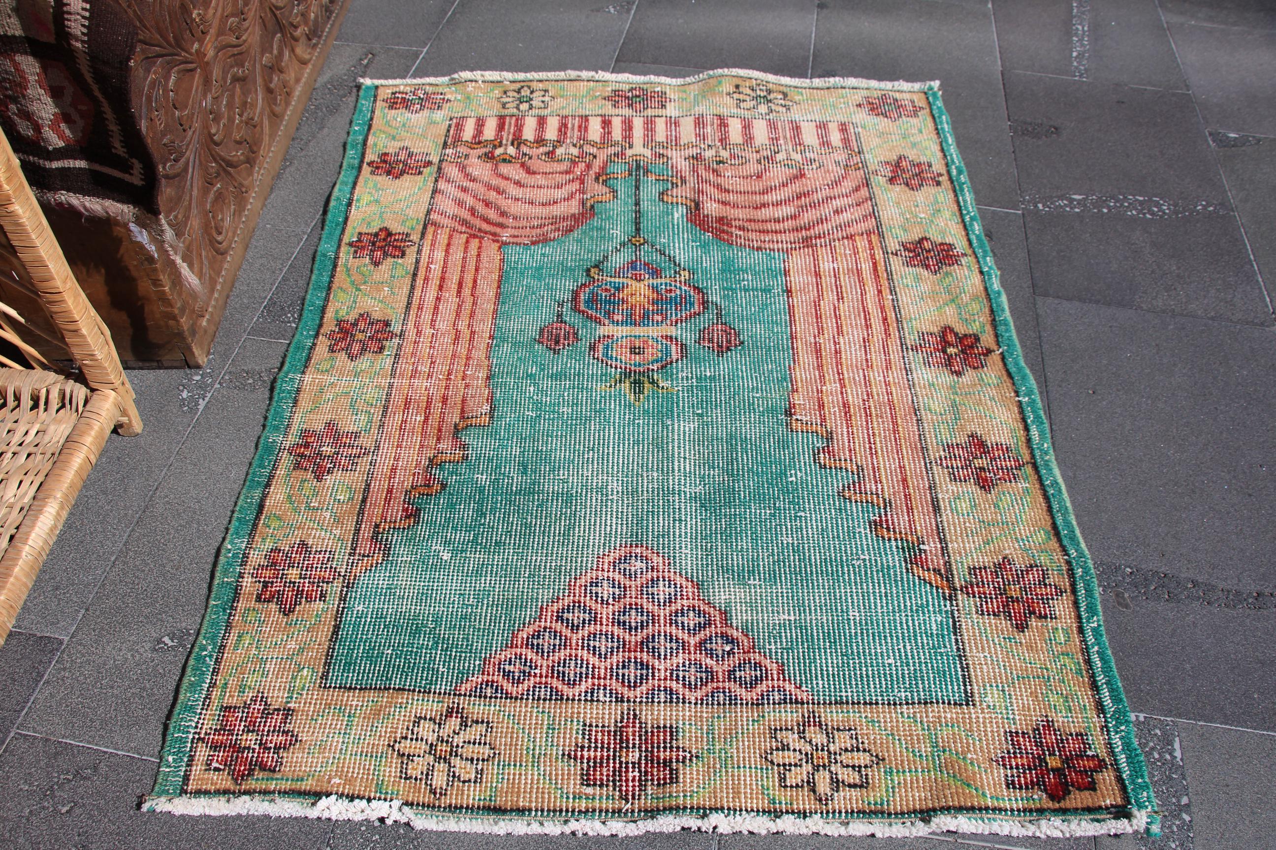 トルコ絨毯、ヴィンテージ絨毯、小型絨毯、エリア絨毯 2.7 x 3.6