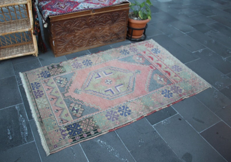 Turkish small rug, Vintage rug, Doormat rug, Bohemian rug, Home decor, Natural rug, Aztec decor, Bathroom rug, 3.5 x 5.8 ft MBZ3443 image 1