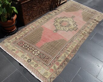 Turkish Rug, Vintage Rug, Oushak Rug, Bohemian Rug, 3.4 X