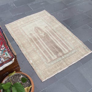 Turkish small rug, Vintage area rug, Decorative rug, Handmade rug, Bohemian rug, Doormat, Boho home decor, Rustic decor 2.9 x 4.3 ft MB13846