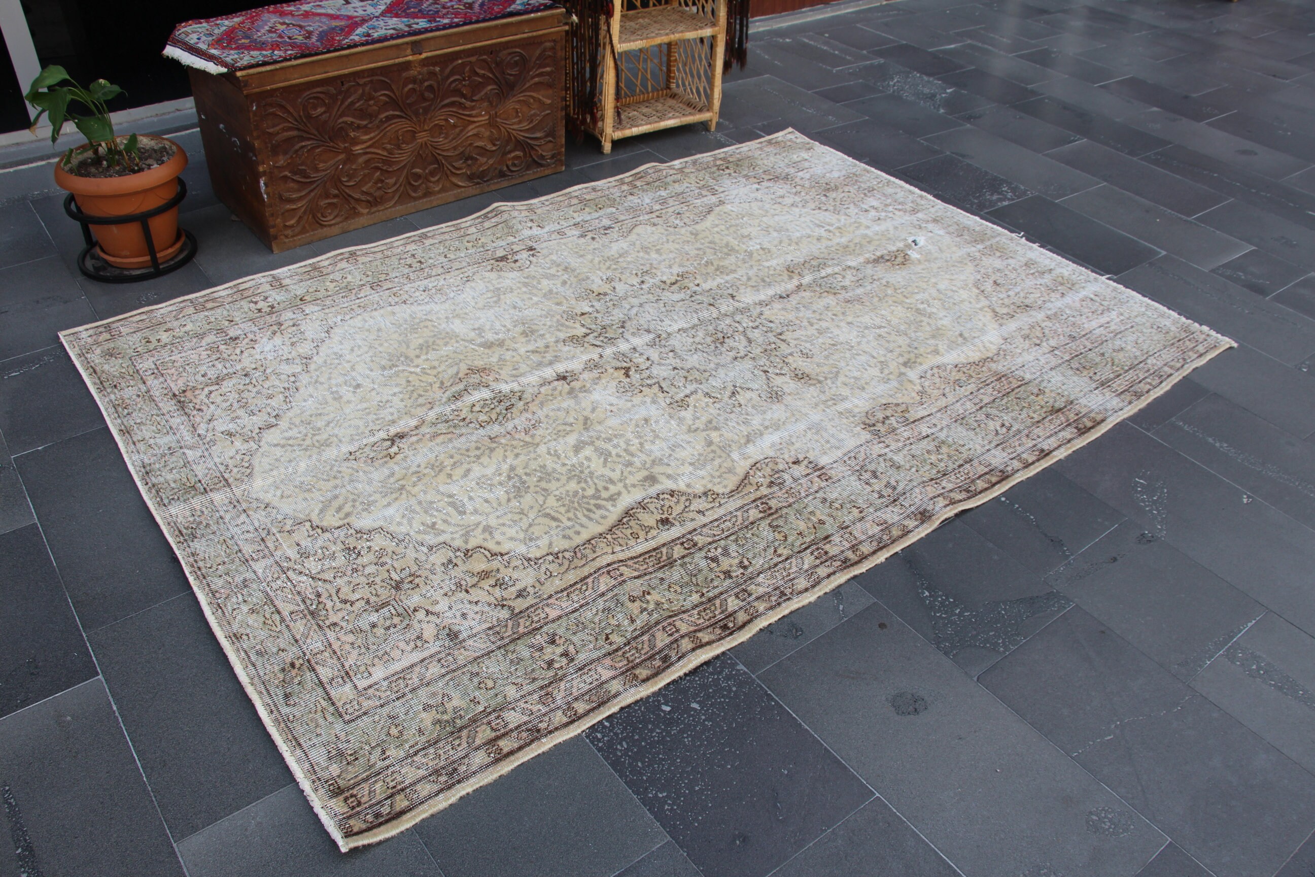 Turkish Vintage Rug, Diningroom Rug, Handmade Area Rug, Wool Rug 
