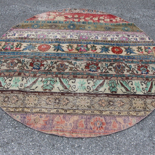 Turkish colorful rug, Vintage round rug, Handmade circle rug, Wool rug, Natural rug, Home decor, Small boho decor rug 5.6 x 5.6 ft MB12403