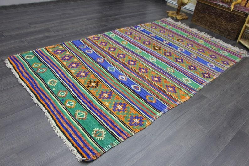 Kilim rug, Turkish red color rug, Vintage area rug, Handmade kilim rug, Decorative rug, Kitchen rug Bedroom rug, Kilim 5.6 x 10.6 ft MB12860