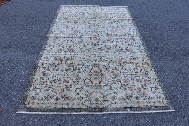 Turkish orange rug, Vintage shops rug, Large area rug, Livingroom decor, Bohemian rug, Floral rug, Boho home decor, Carpet, 5.1 x 8.9 ft MB11437